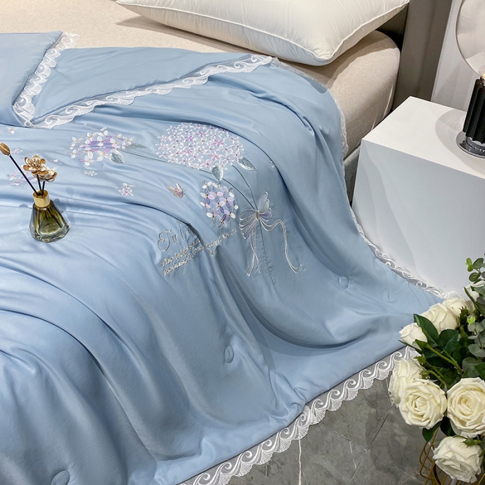 91家纺网 家纺一手货源 找家纺 吾秀 2022新款柔赛丝刺绣夏被-紫色爱恋 紫色爱恋-蓝