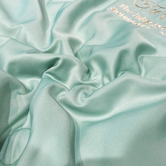 91家纺网 家纺一手货源 找家纺 吾秀 2022新款柔赛丝刺绣夏被-紫色爱恋 紫色爱恋-绿