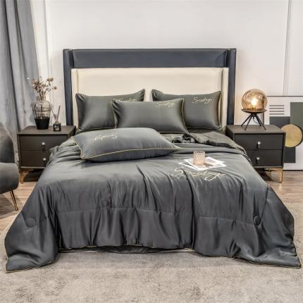 91家纺网 家纺一手货源 找家纺 骏腾 2022新款水洗真丝夏被四件套水洗天丝床笠三件套 浪漫假日-绅士灰