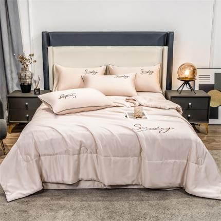 91家纺网 家纺一手货源 找家纺 骏腾 2022新款水洗真丝夏被四件套水洗天丝床笠三件套 浪漫假日-香槟金