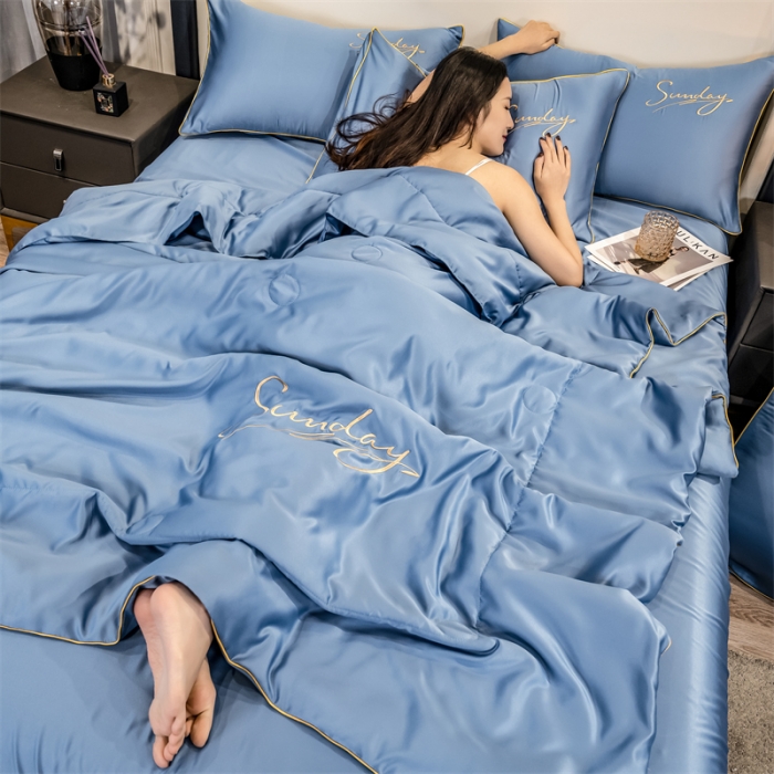 91家纺网 家纺一手货源 找家纺 骏腾 2022新款水洗真丝夏被四件套水洗天丝床笠三件套 浪漫假日-宾利蓝