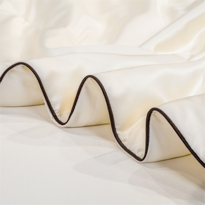 91家纺网 家纺一手货源 找家纺 骏腾 2022新款水洗真丝夏被四件套水洗天丝床笠三件套 浪漫假日-典雅白