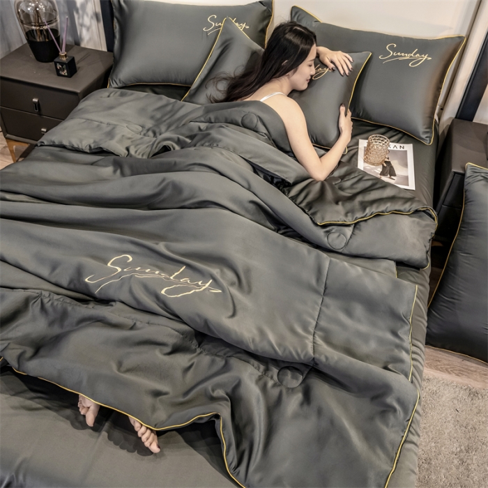 91家纺网 家纺一手货源 找家纺 骏腾 2022新款水洗真丝夏被四件套水洗天丝床笠三件套 浪漫假日-绅士灰