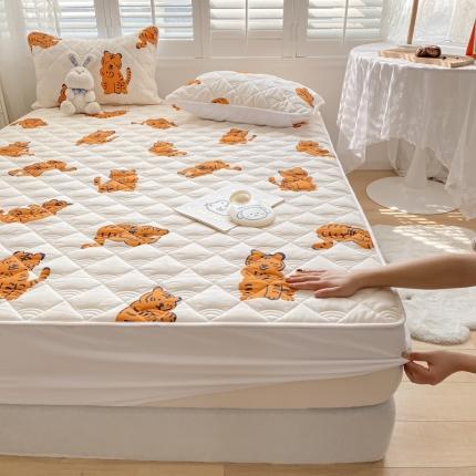 91家纺网 家纺一手货源 找家纺 鑫钰 2023新款全棉抗菌小老虎印花床笠 金桔虎