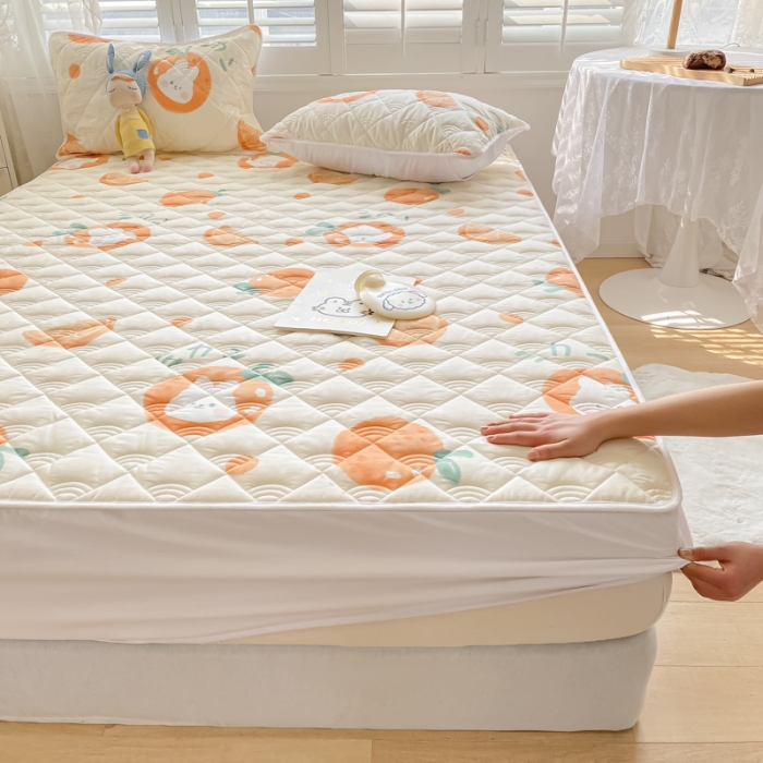 91家纺网 家纺一手货源 找家纺 鑫钰 2023新款全棉抗菌小老虎印花床笠 桔子兔