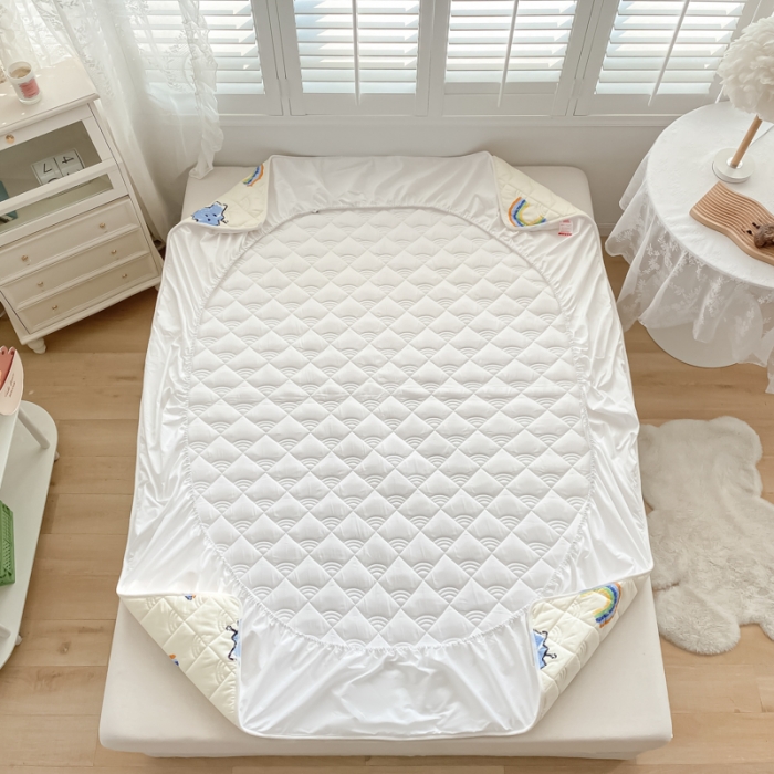 91家纺网 家纺一手货源 找家纺 鑫钰 2023新款全棉抗菌小老虎印花床笠 恐龙游记