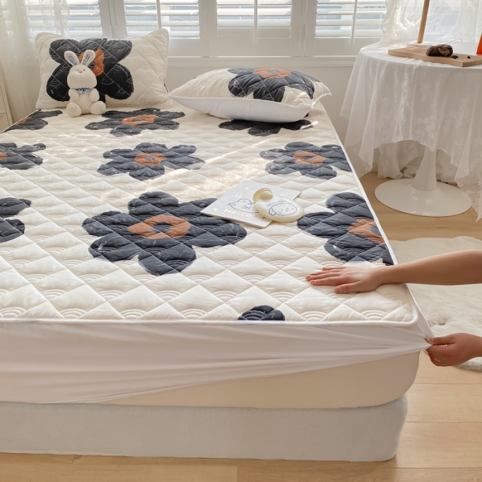 91家纺网 家纺一手货源 找家纺 鑫钰 2023新款全棉抗菌小老虎印花床笠 奈思-黑