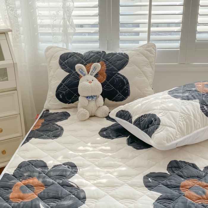 91家纺网 家纺一手货源 找家纺 鑫钰 2023新款全棉抗菌小老虎印花床笠 奈思-黑