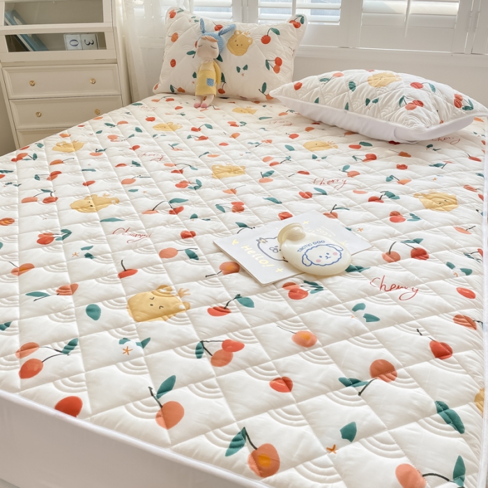 91家纺网 家纺一手货源 找家纺 鑫钰 2023新款全棉抗菌小老虎印花床笠 樱桃小丸子