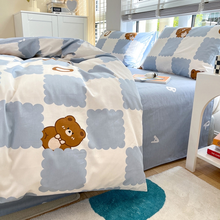 91家纺网 家纺一手货源 找家纺 晨希家居 2022全棉印花13372小清新多规格套件蓝格小熊