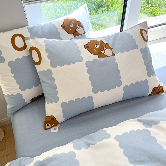 91家纺网 家纺一手货源 找家纺 晨希家居 2022全棉印花13372小清新多规格套件蓝格小熊