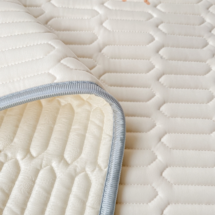 91家纺网 家纺一手货源 找家纺 佰亿莱 2024新款大版乳胶软凉席三件套 宝贝女孩