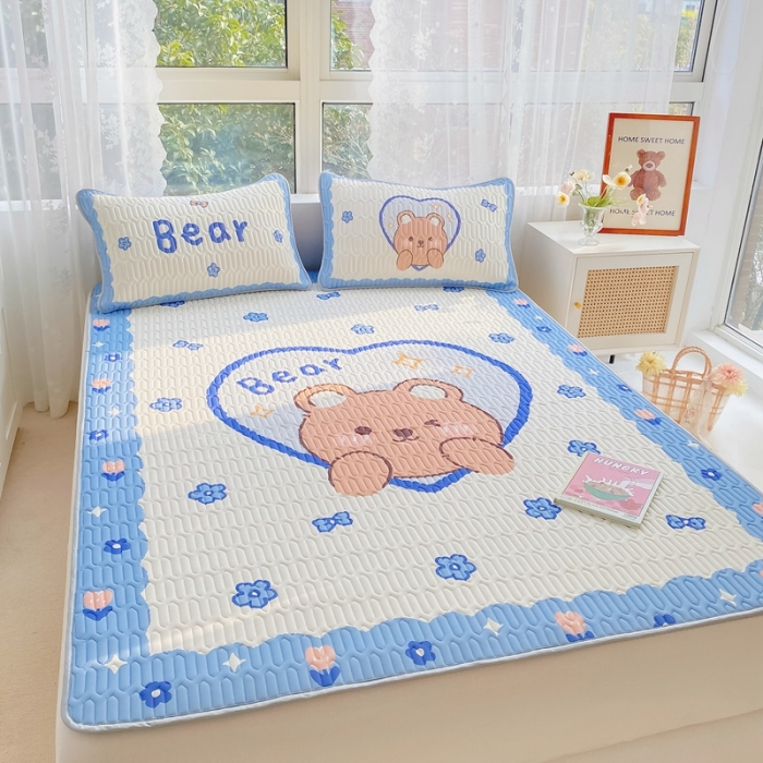 91家纺网 家纺一手货源 找家纺 佰亿莱 2024新款大版乳胶软凉席三件套 比尔的熊