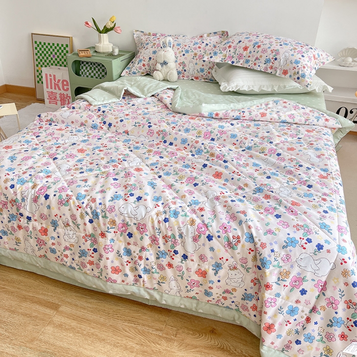 91家纺网 家纺一手货源 找家纺 BOSS 2024新款小清新斜纹全棉夏被 花园奇遇