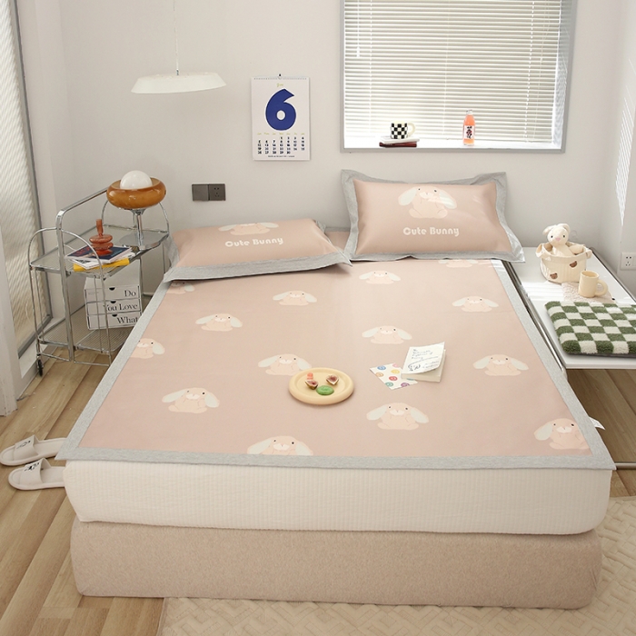 91家纺网 家纺一手货源 找家纺 橘滋 2022新款高端数码印花凉席（平席款）系列 波比兔