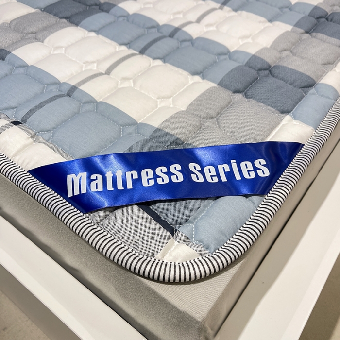 91家纺网 家纺一手货源 找家纺 丽诺床垫  2022新款13070全棉印花防滑床褥