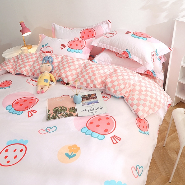 91家纺网 家纺一手货源 找家纺 晶缦 2022新款全棉12868全棉印花套件萌新系列单床单-单被套 元气草莓