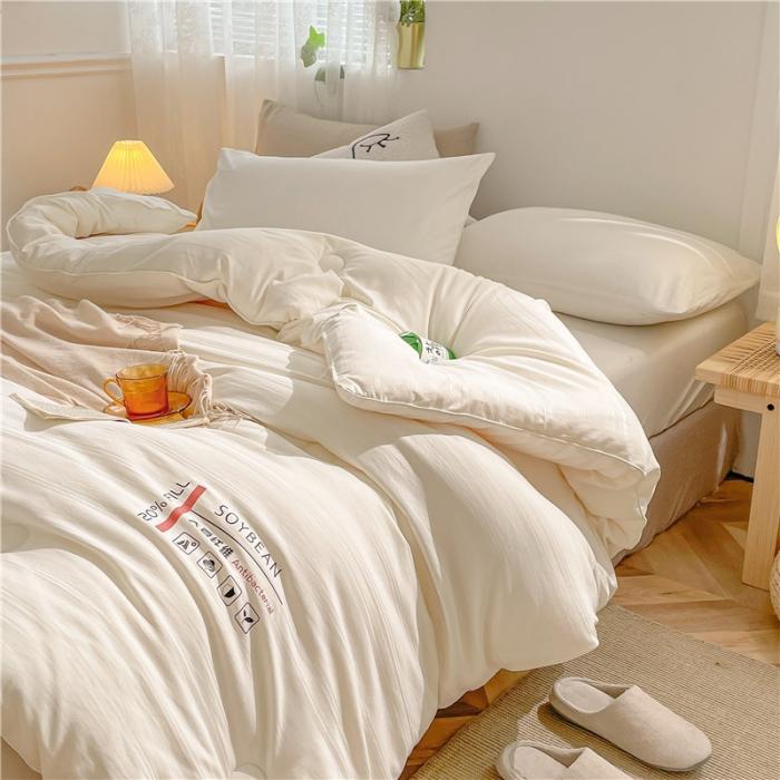 91家纺网 家纺一手货源 找家纺 2023新款60磨毛缎纹大豆纤维被