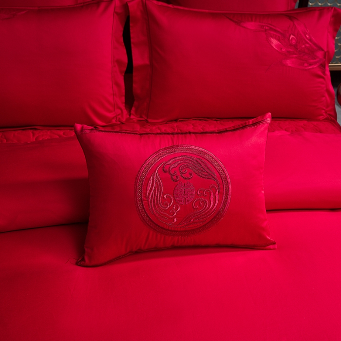 91家纺网 家纺一手货源 找家纺 高大尚2022新款40s全工艺喷气全棉婚庆多件套龙凤喜开颜红