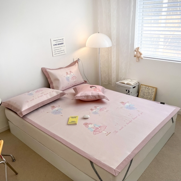 91家纺网 家纺一手货源 找家纺 本希 2022新款水洗数码印花卡通简约冰丝席床席款 芭蕾舞女孩