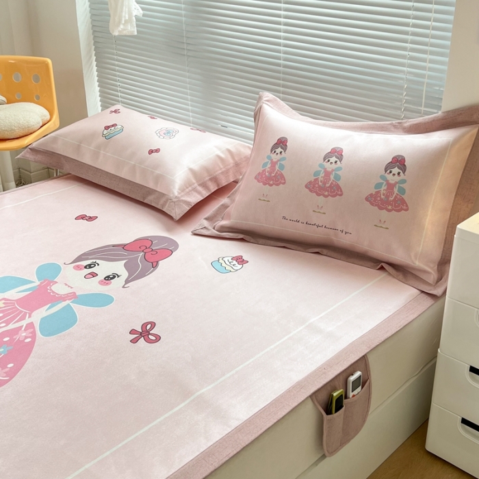 91家纺网 家纺一手货源 找家纺 本希 2022新款水洗数码印花卡通简约冰丝席床席款 芭蕾仙子