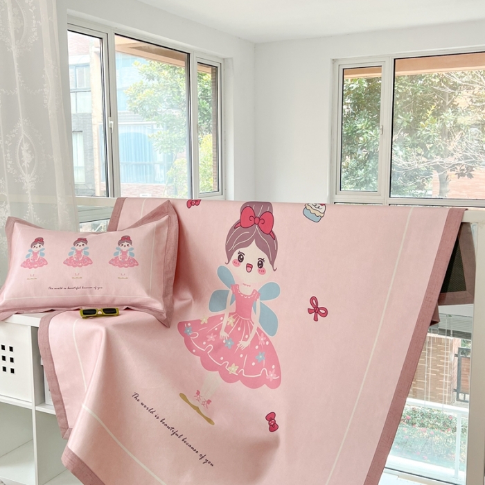 91家纺网 家纺一手货源 找家纺 本希 2022新款水洗数码印花卡通简约冰丝席床席款 芭蕾仙子