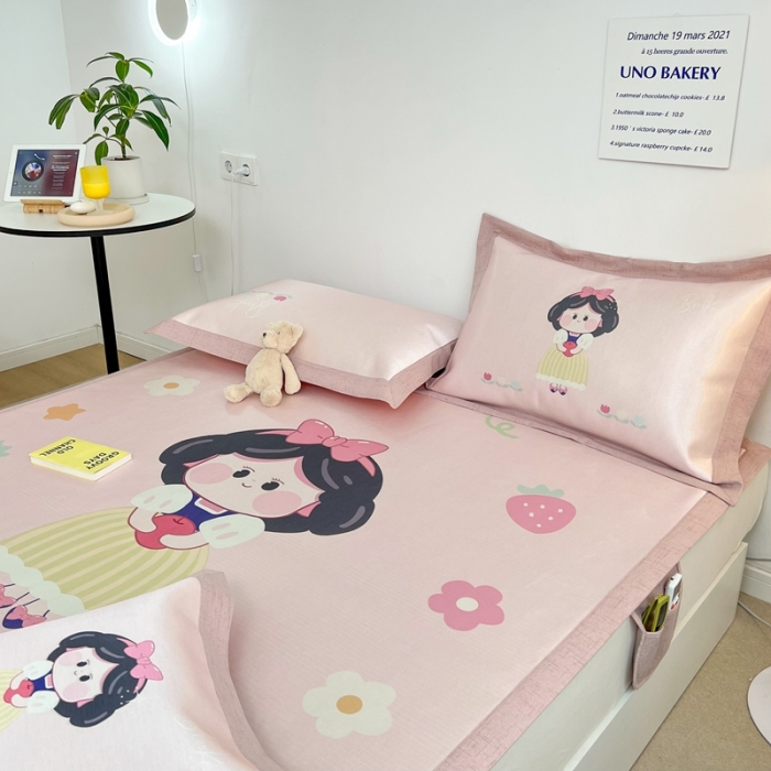 91家纺网 家纺一手货源 找家纺 本希 2022新款水洗数码印花卡通简约冰丝席床席款 苹果公主