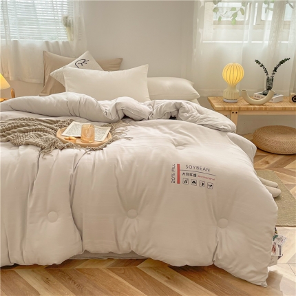 91家纺网 家纺一手货源 找家纺 2023新款60磨毛缎纹大豆纤维被