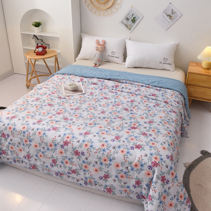 91家纺网 家纺一手货源 找家纺 小虾米 2022新款40支纯棉印花夏被被子被芯 檐下风铃