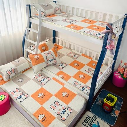 91家纺网 家纺一手货源 找家纺 小虾米 2022新款可定制凉感丝0.4乳胶凉席床笠三件套 方块兔