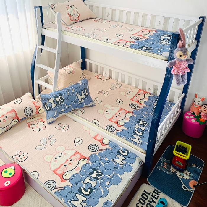 91家纺网 家纺一手货源 找家纺 小虾米 2022新款可定制凉感丝0.4乳胶凉席床笠三件套 快乐女孩