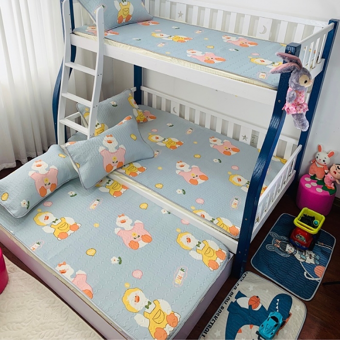 91家纺网 家纺一手货源 找家纺 小虾米 2022新款可定制凉感丝0.4乳胶凉席床笠三件套 快乐鸭