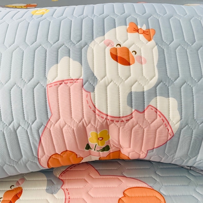 91家纺网 家纺一手货源 找家纺 小虾米 2022新款可定制凉感丝0.4乳胶凉席床笠三件套 快乐鸭