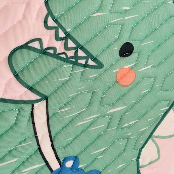 91家纺网 家纺一手货源 找家纺 小虾米 2022新款可定制凉感丝0.4乳胶凉席床笠三件套 小恐龙粉