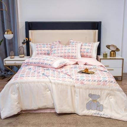 91家纺网 家纺一手货源 找家纺 芃成家纺 2022新款水洗真丝四件套-刺绣熊 熊出没-粉