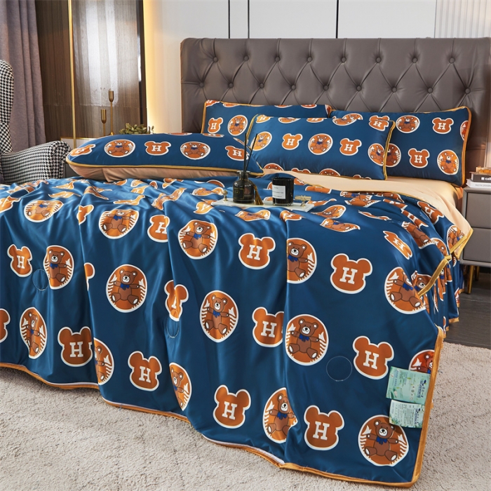 91家纺网 家纺一手货源 找家纺 铠畅 2022新款天丝夏被四件套床裙 安静小熊