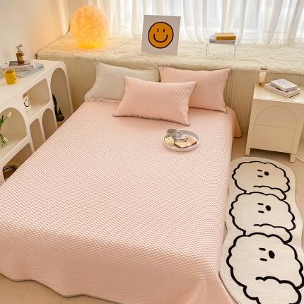 91家纺网 家纺一手货源 找家纺 (总)桃子家居 2022新A类3D魔法冰豆豆凉席三件套床裙款