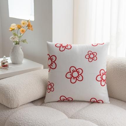 91家纺网 家纺一手货源 找家纺 博笔熊 2022新款短毛绒抱枕 小红花