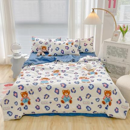 91家纺网 家纺一手货源 找家纺 沐辰家居 2022新款亲肤水洗棉小清新小花边夏被 甜美熊