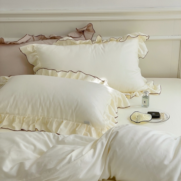 91家纺网 家纺一手货源 找家纺 时年 2022新款60长绒棉水洗轻磨毛花边款四件套 奶油白