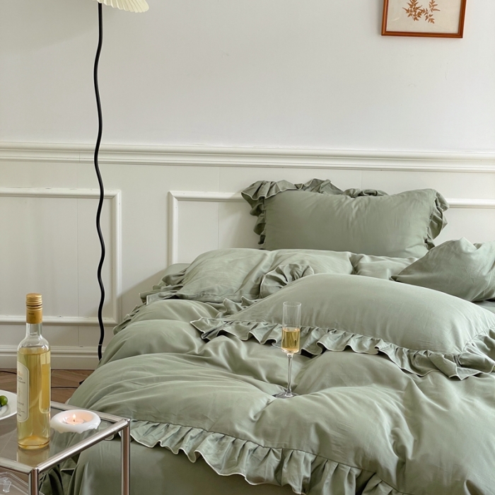 91家纺网 家纺一手货源 找家纺 时年 2022新款60长绒棉水洗轻磨毛花边款四件套 山野绿