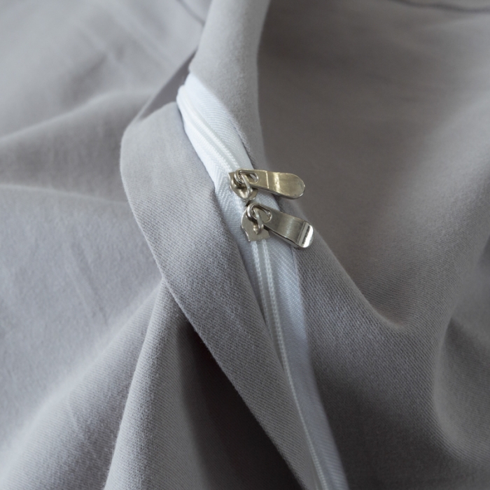 91家纺网 家纺一手货源 找家纺 优姿2022新款100S长绒棉宽边绣花四件套 蝶恋花-灰色