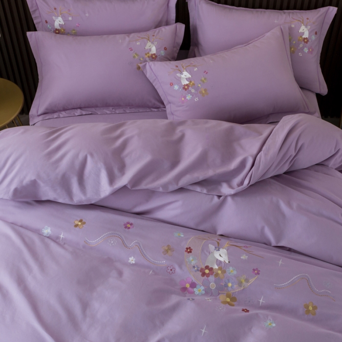 91家纺网 家纺一手货源 找家纺 优姿 2022新款100S长绒棉宽边绣花四件套 蝶恋花-紫色