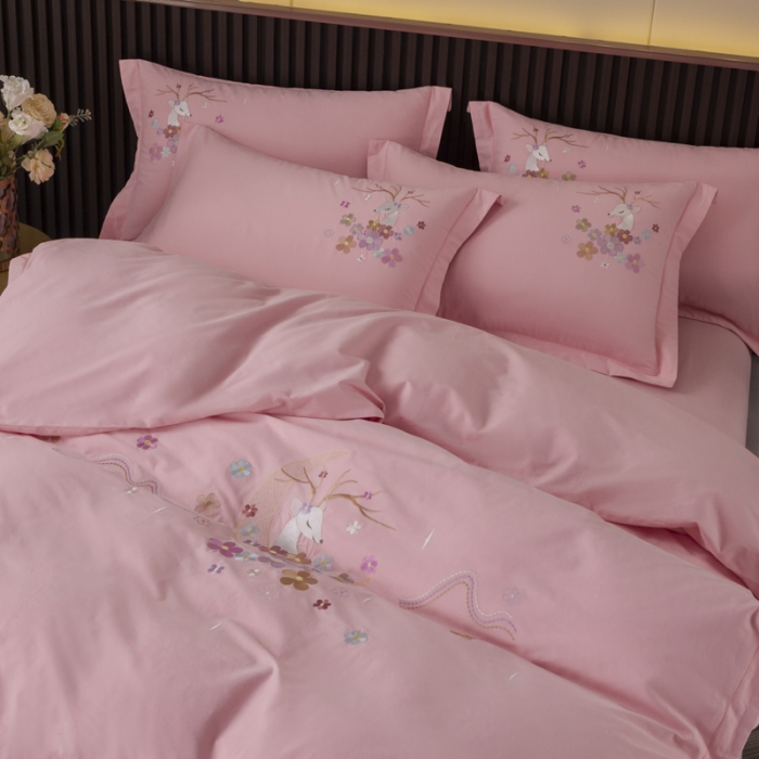 91家纺网 家纺一手货源 找家纺 优姿 2022新款100S长绒棉宽边绣花四件套一路有你-粉色