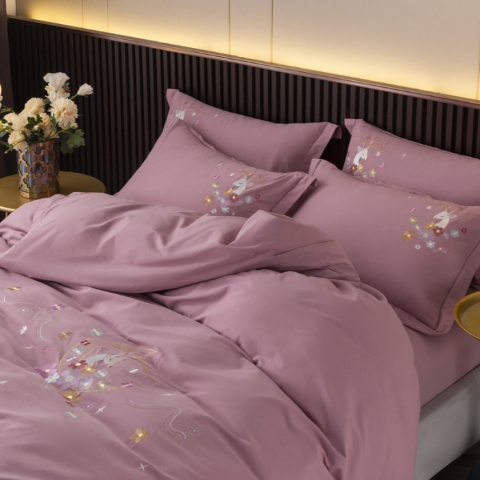 91家纺网 家纺一手货源 找家纺 优姿2022新款100S长绒棉宽边绣花四件套 一路有你-豆沙