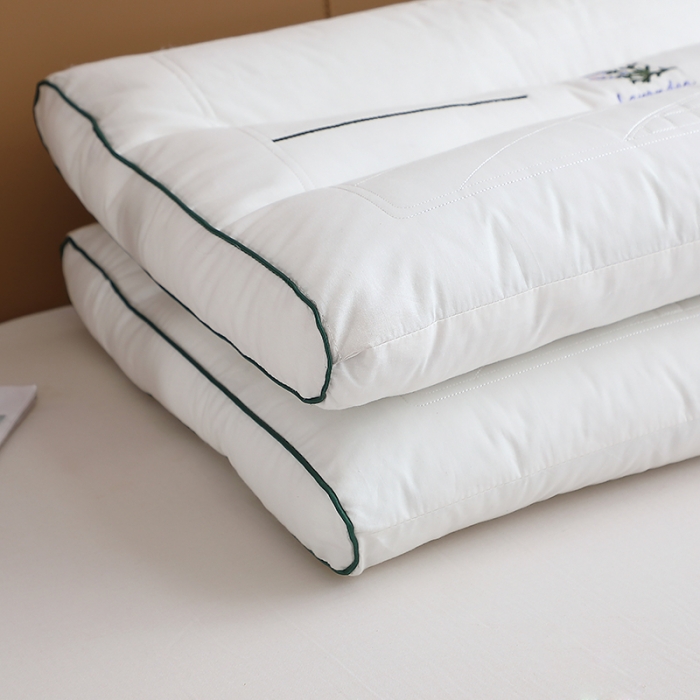 91家纺网 家纺一手货源 找家纺 (总) 糖果枕芯 2022新款全棉薰衣草助眠枕