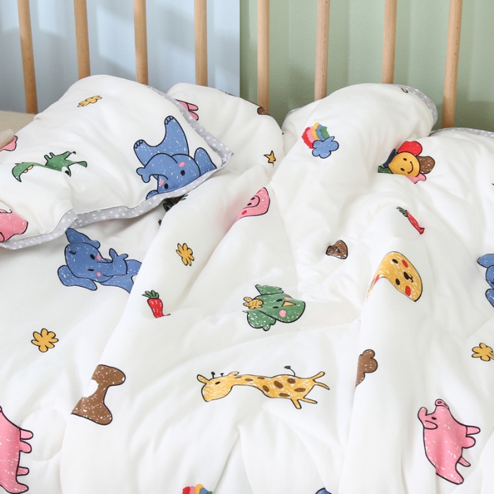 91家纺网 家纺一手货源 找家纺 (总）喜多兔 2022新款针织棉幼儿园夏凉空调被