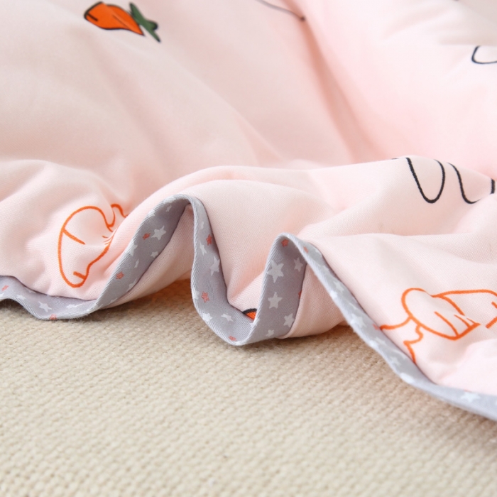 91家纺网 家纺一手货源 找家纺 喜多兔 2022新款针织棉幼儿园夏凉空调被 小兔子贝贝同学