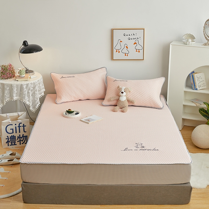 91家纺网 家纺一手货源 找家纺 金丝鸟 2022新款凉感豆豆A类按摩凉席三件套 粉玉色