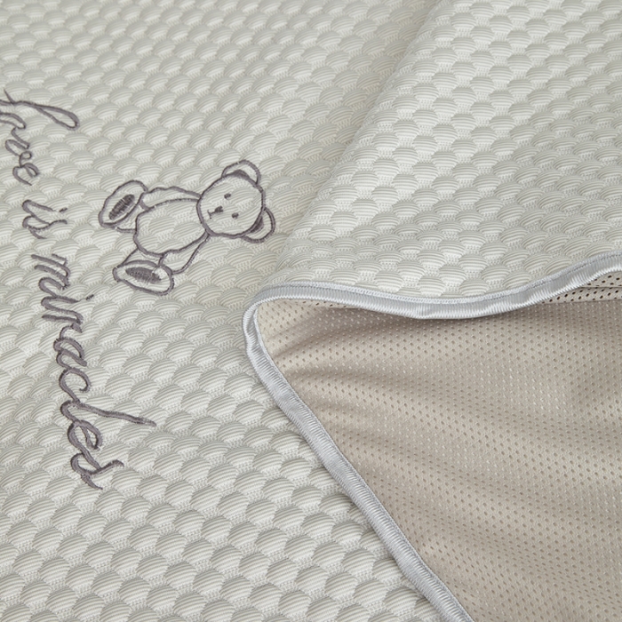 91家纺网 家纺一手货源 找家纺 金丝鸟 2022新款凉感豆豆A类按摩凉席三件套 浅灰